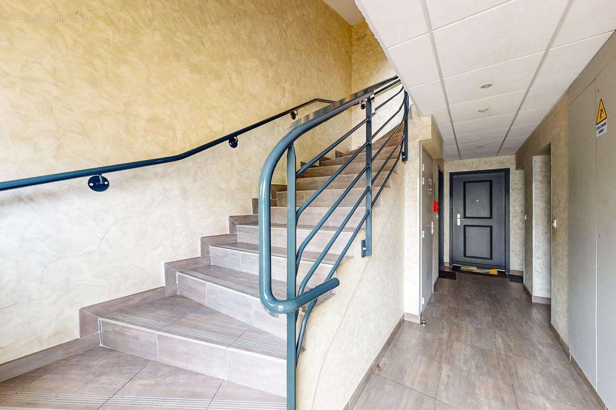 Appartement à SAINT-OUEN-L'AUMONE