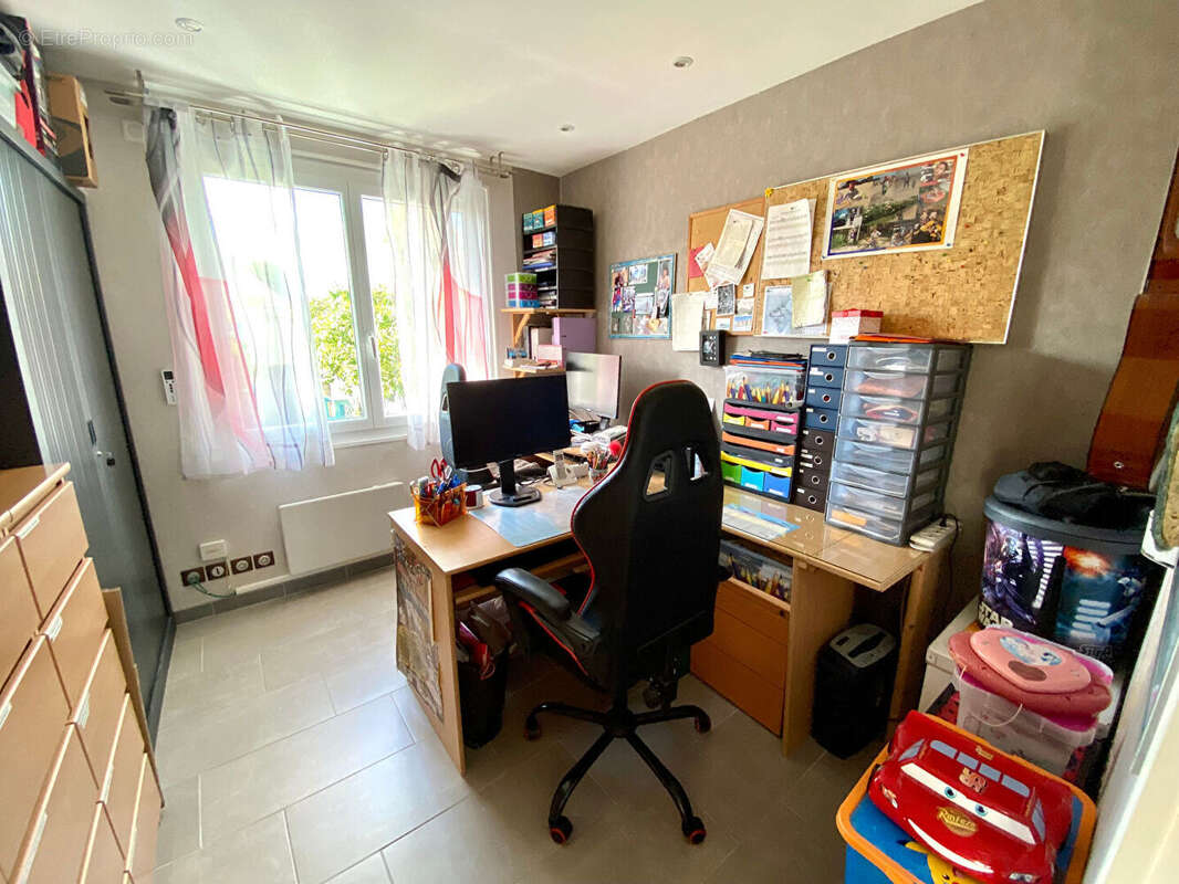 Maison à SARTROUVILLE