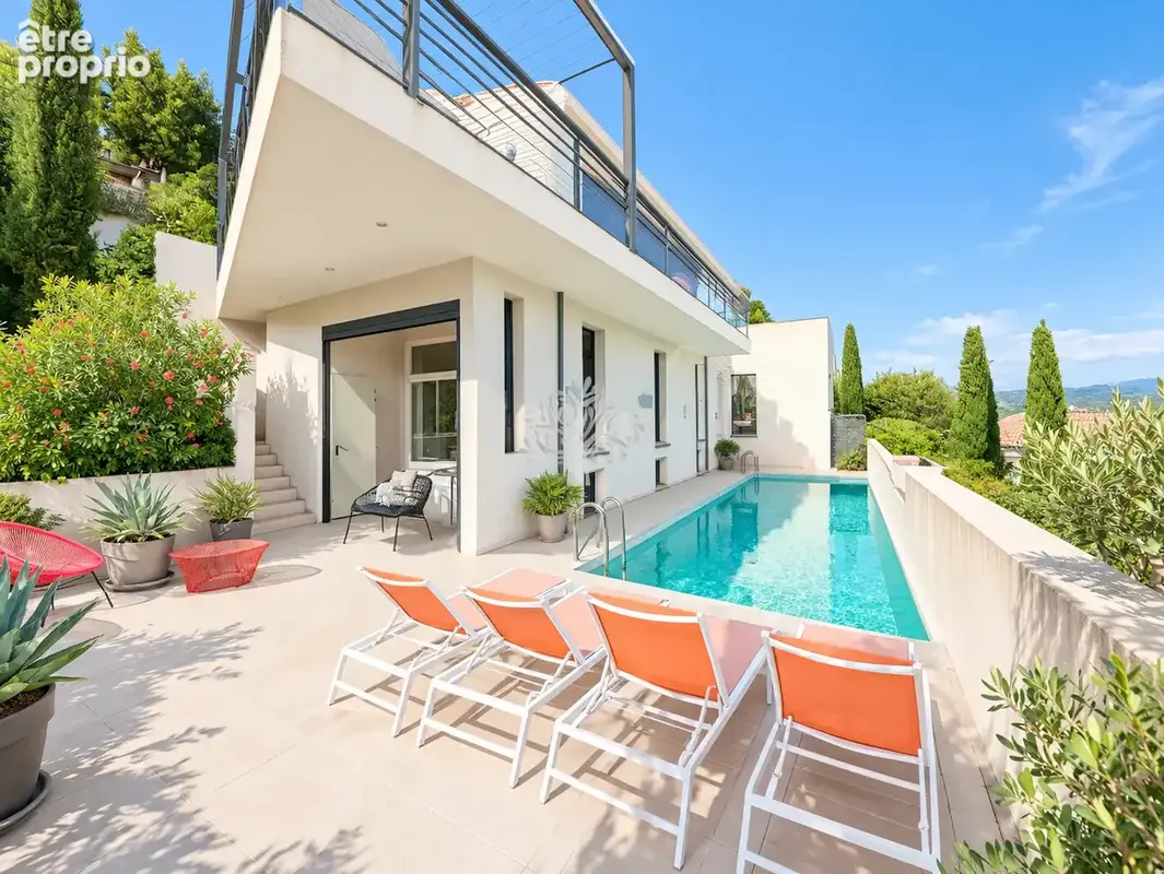 Villa contemporaine avec une vue exceptionnelle - photo 12