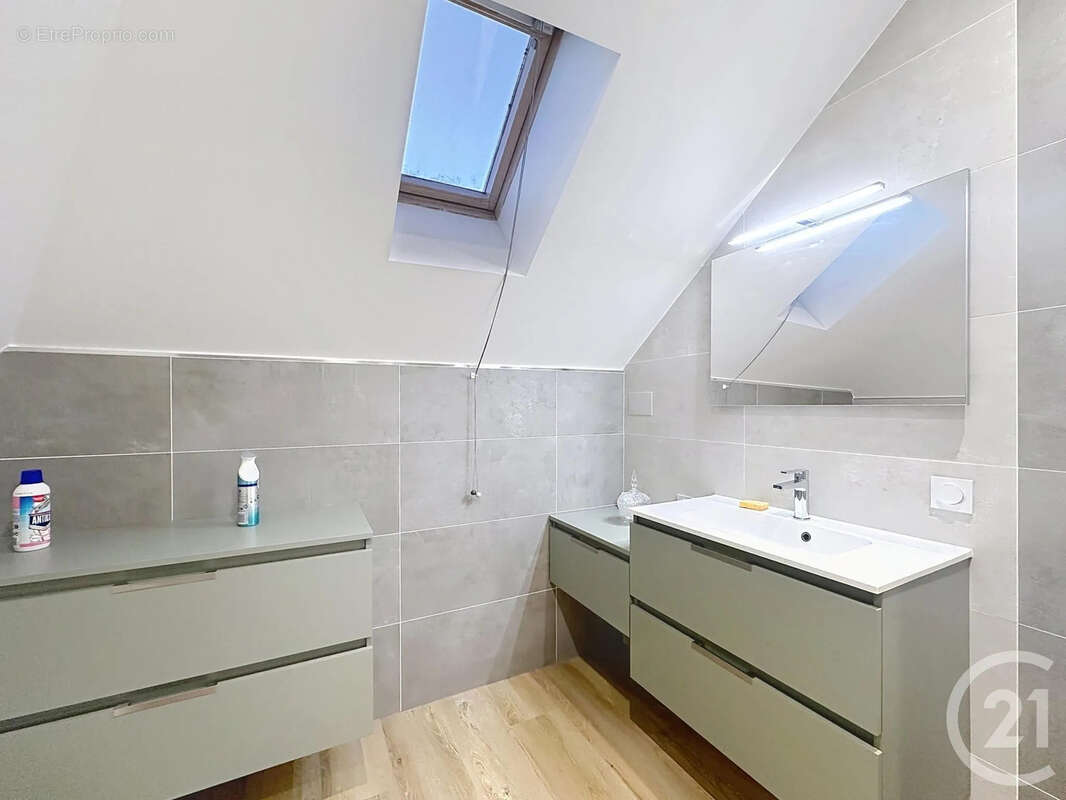 Maison à CRENEY-PRES-TROYES