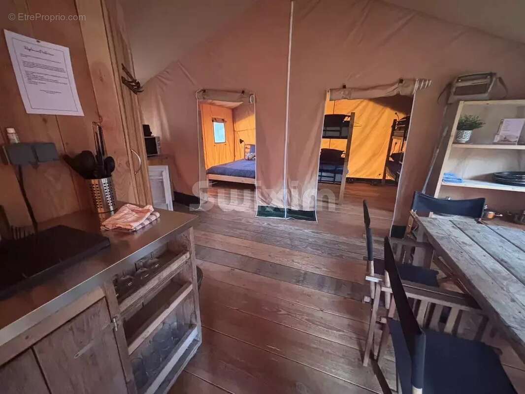 Maison à QUARRE-LES-TOMBES