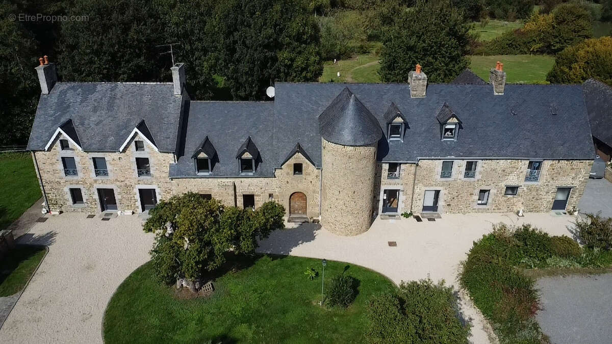 Maison à SAINT-AUBIN-DES-PREAUX