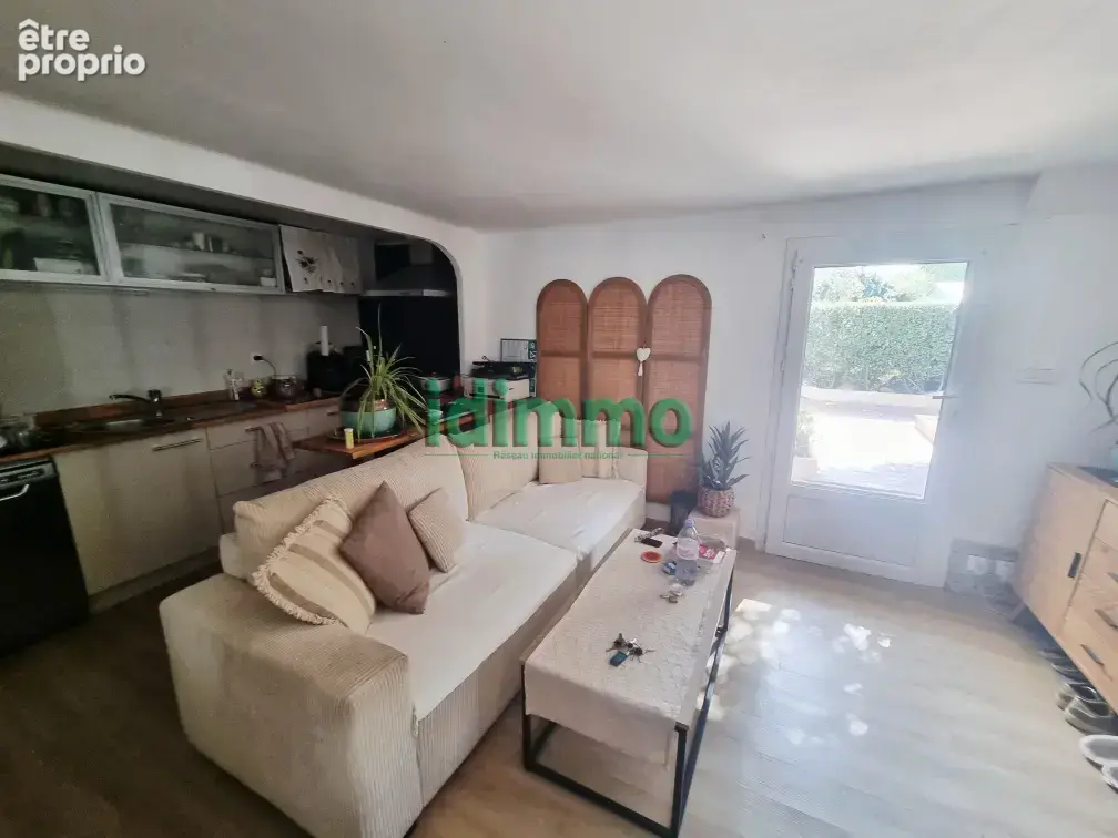 Le Muy joli F2 en rez de jardin terrasse 70m place de parking 133000€ crn2413 - photo 6