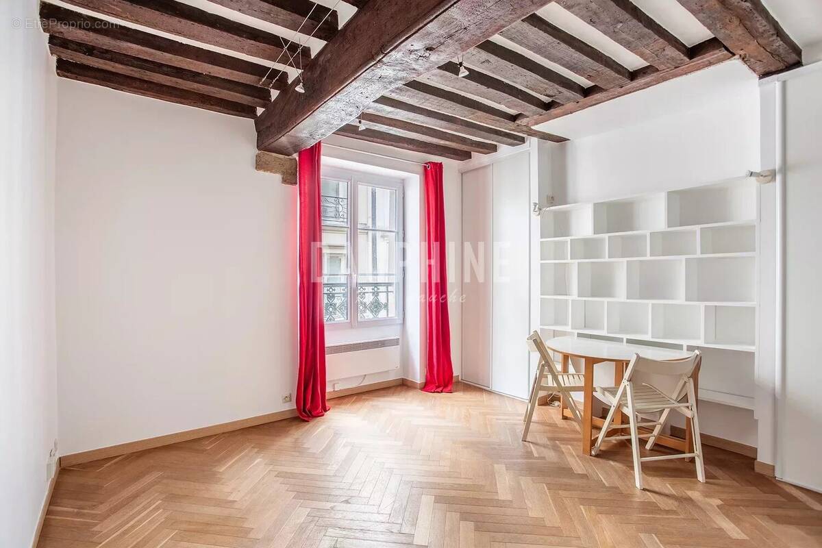 Appartement à PARIS-6E