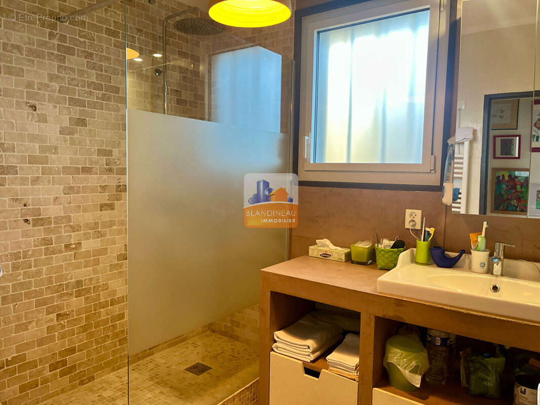 Maison à BOUGUENAIS