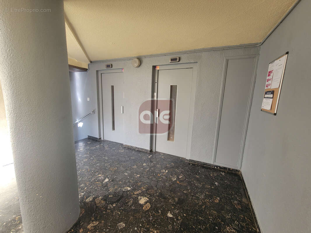 Appartement à MAUGUIO