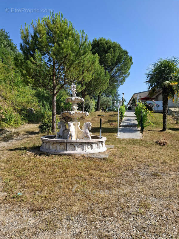 Maison à SAINT-VERAND