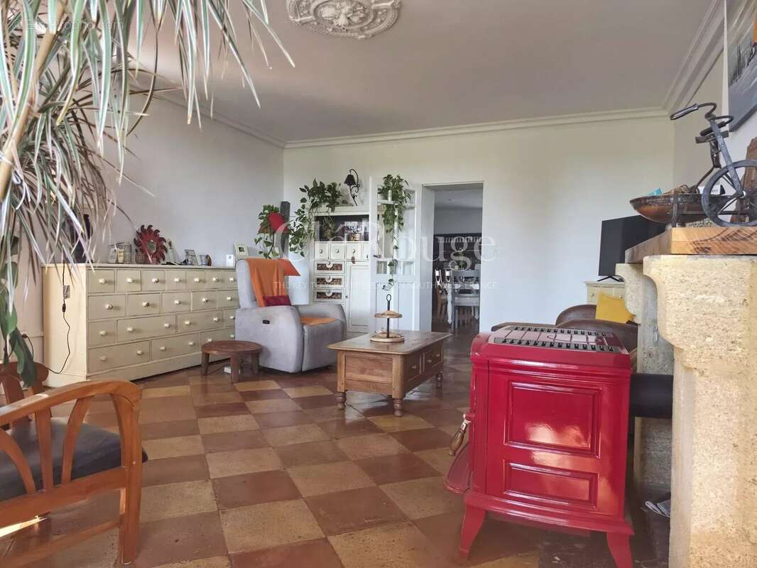 Élégante maison de maître avec vue sur la campagne à proximité de la Dordogne - photo 8