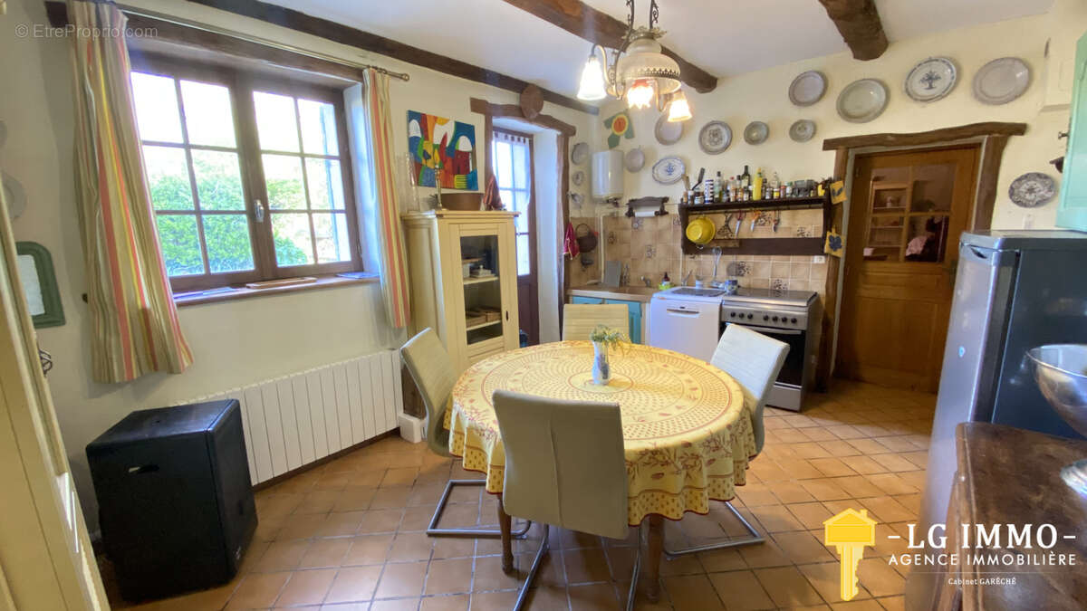 Maison à BOUTENAC-TOUVENT