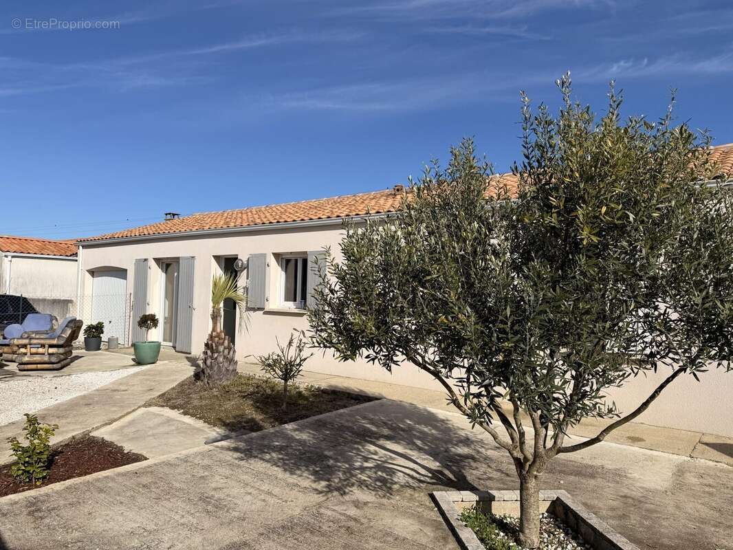 Maison à THAIMS