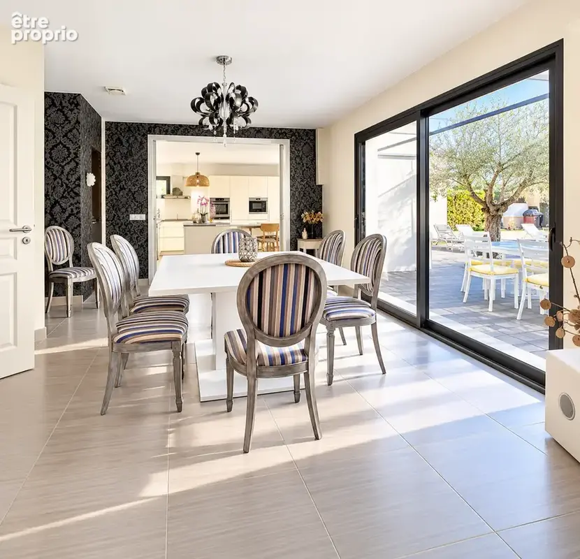 A vendre 5km gare de troyes maison 254,67m2 5 suites parentales piscine jardin 987m2 - photo 31