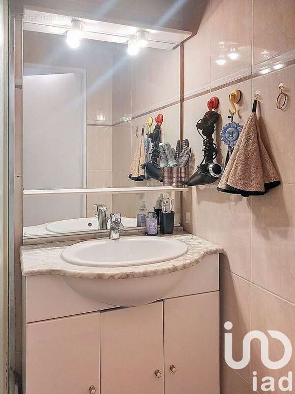 Photo 9 - Appartement à CHOISY-LE-ROI