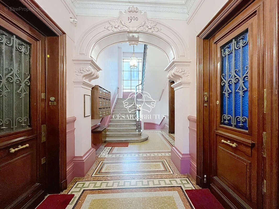 Appartement à LYON-6E