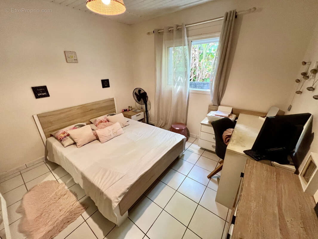 Maison à SAINT-PHILIPPE