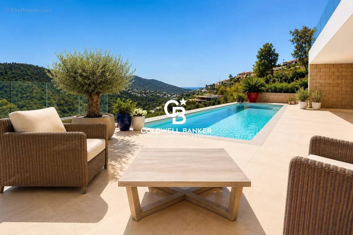 Maison à LA LONDE-LES-MAURES