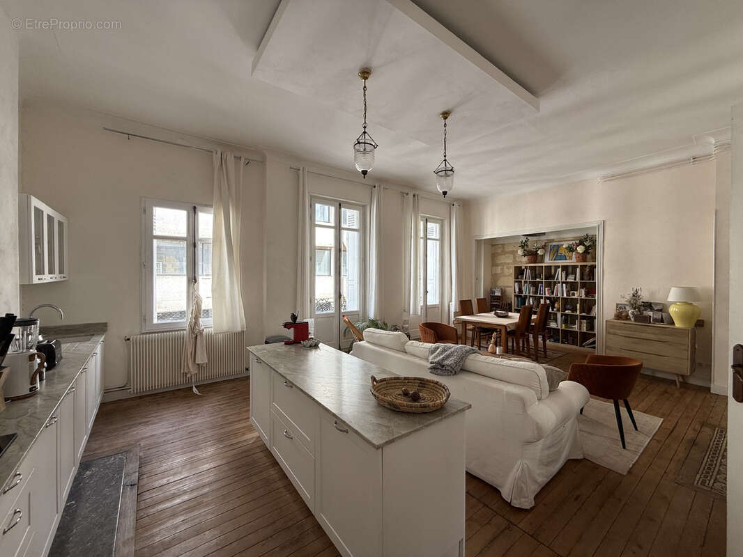 Appartement à BORDEAUX