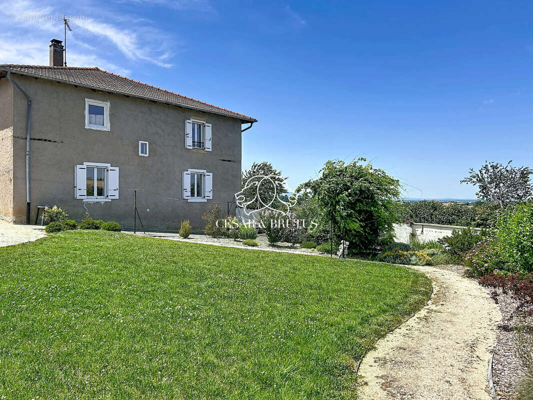 Maison 185 m² à Montagny  - photo 8