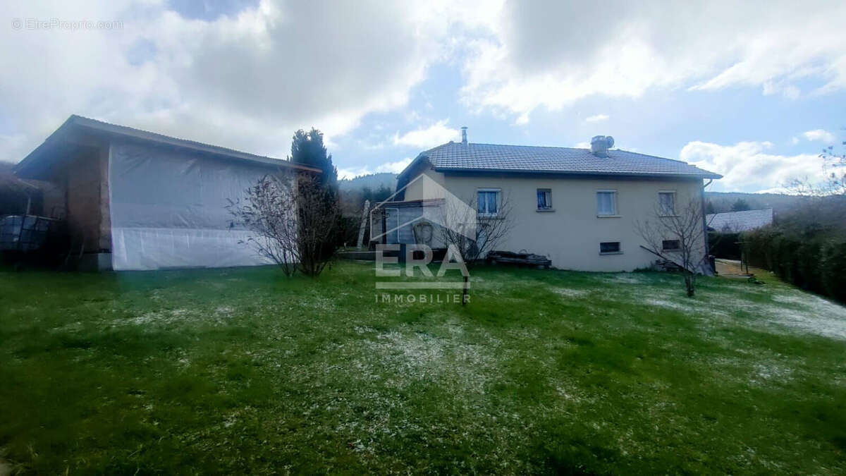 Maison à HAUTEVILLE-LOMPNES