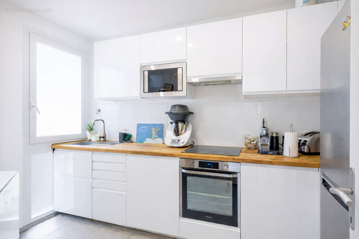 Appartement Neuilly Sur Seine 3 pièce(s) 76.77 m2 - photo 3