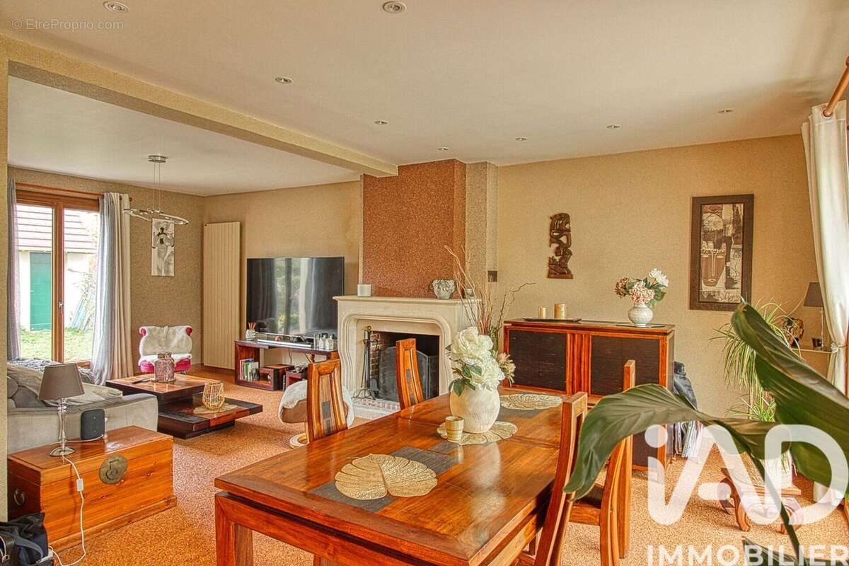 Photo 2 - Maison à VERNEUIL-SUR-SEINE