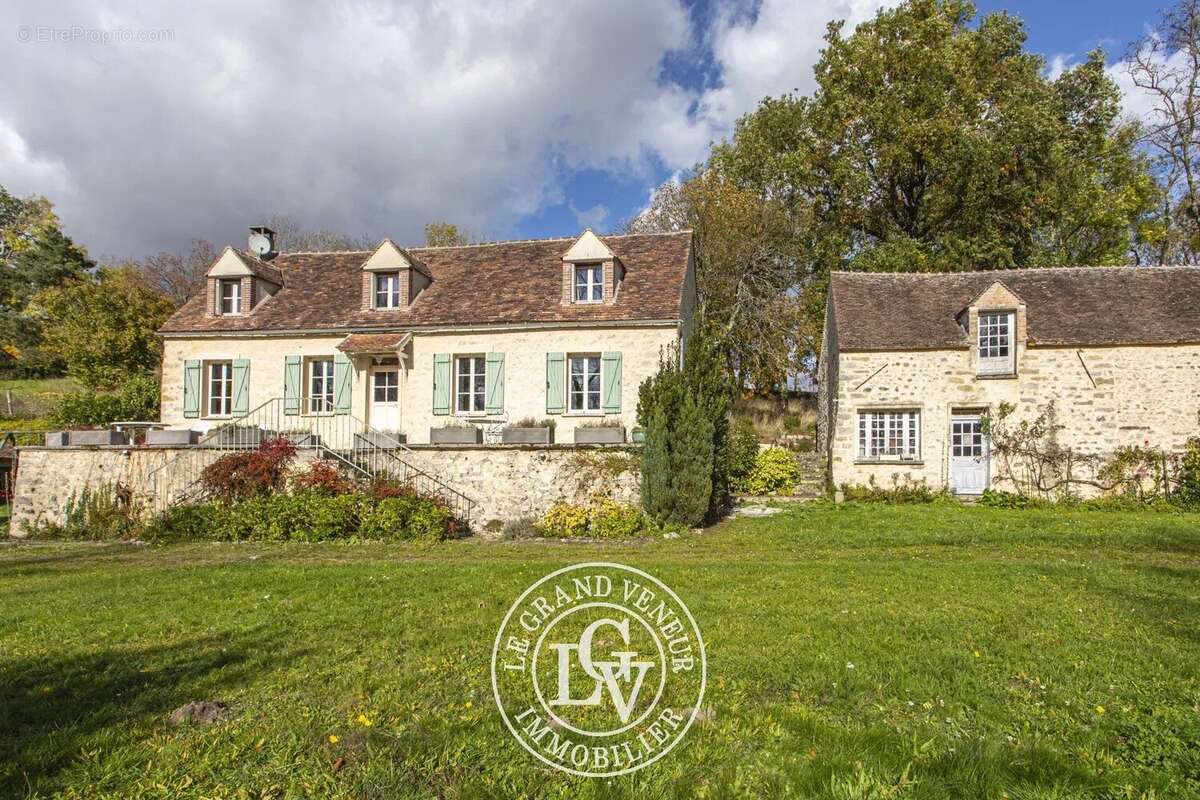 Maison à MORET-SUR-LOING