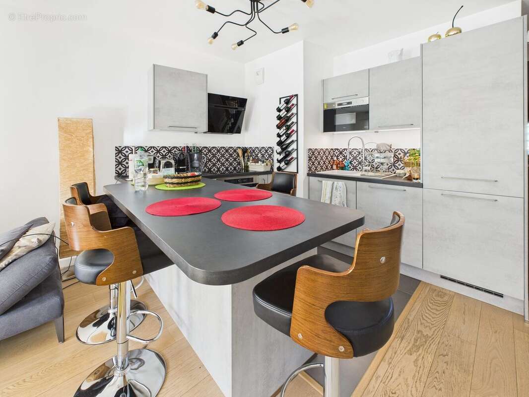 Appartement à ISSY-LES-MOULINEAUX