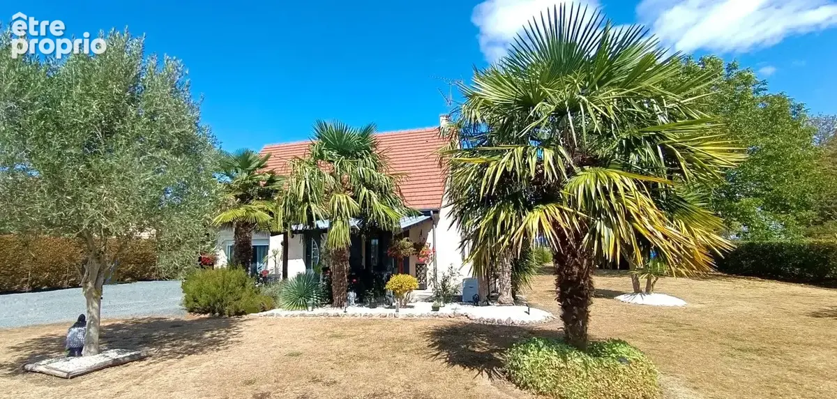 Maison à SAINT-OUEN-DU-MESNIL-OGER