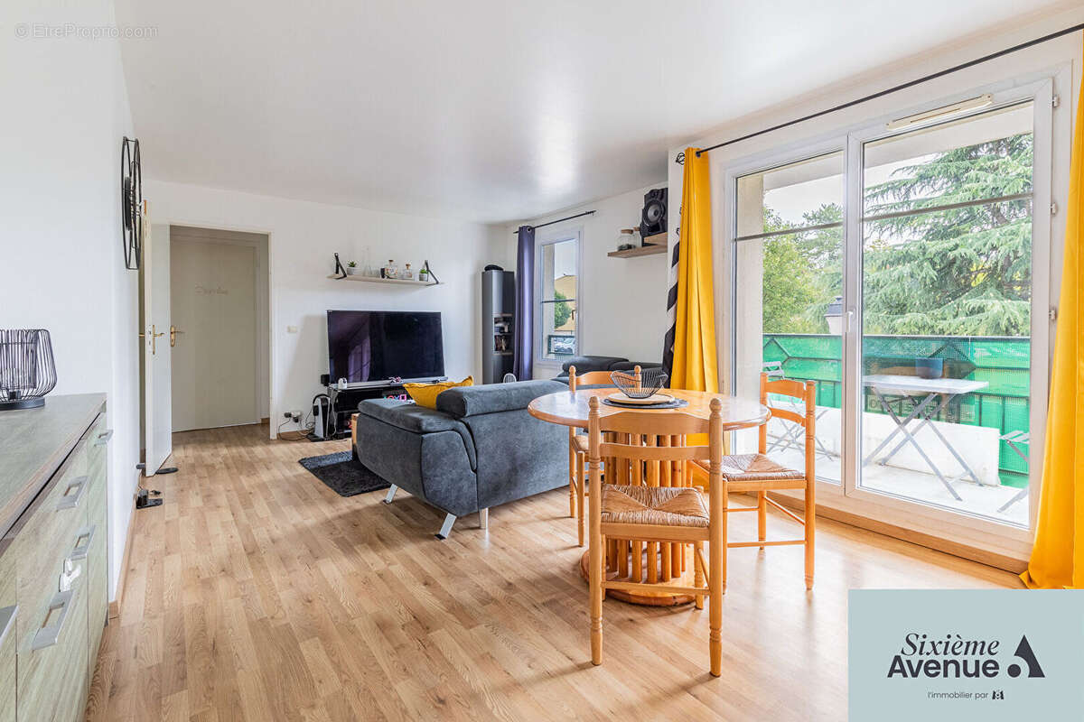 Appartement à MORANGIS