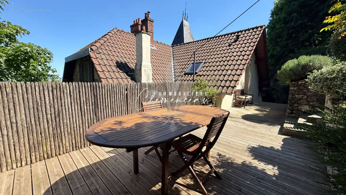 Appartement à VILLENNES-SUR-SEINE