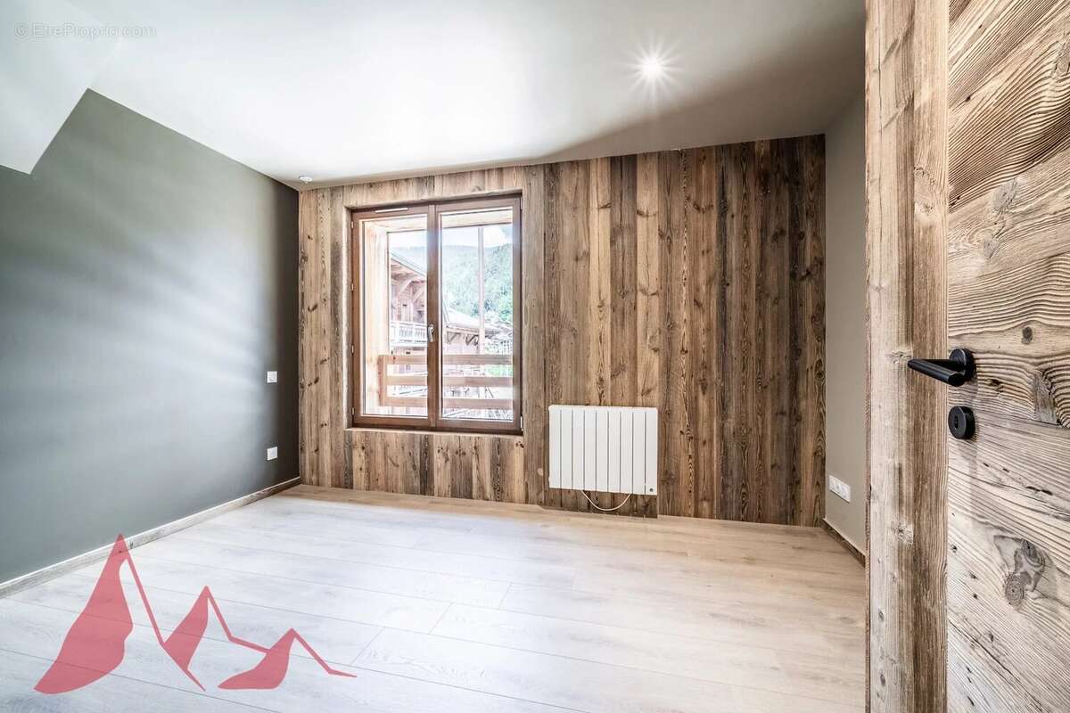 Splendide appartement duplex rénové de 4 chambres situé sur la place centrale de Morzine - photo 9