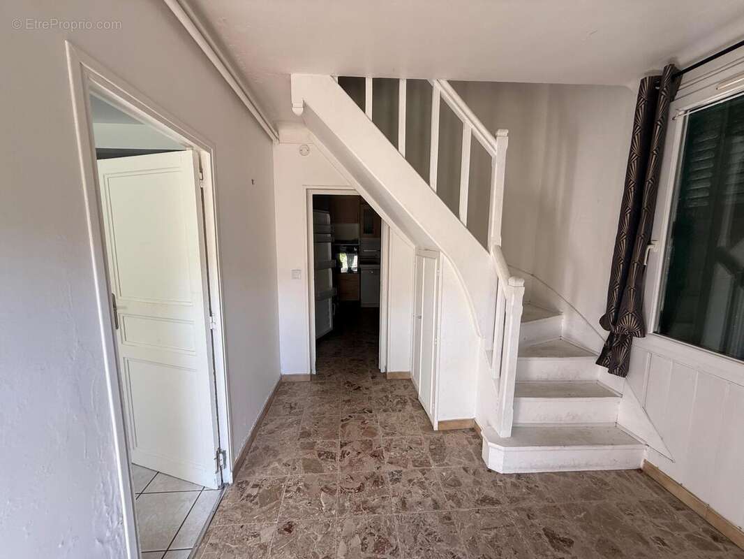Maison 97 m² à Alfortville  - photo 4