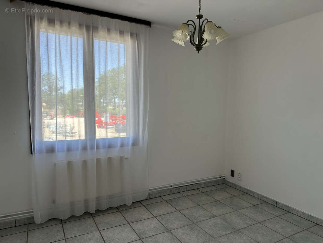 Maison à DOMBASLE-EN-XAINTOIS