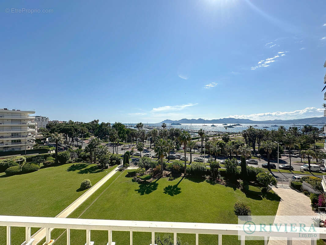 Appartement à CANNES