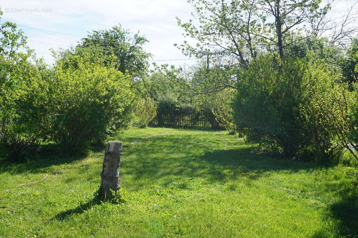 Maison à SAINT-ROMAIN-ET-SAINT-CLEMENT