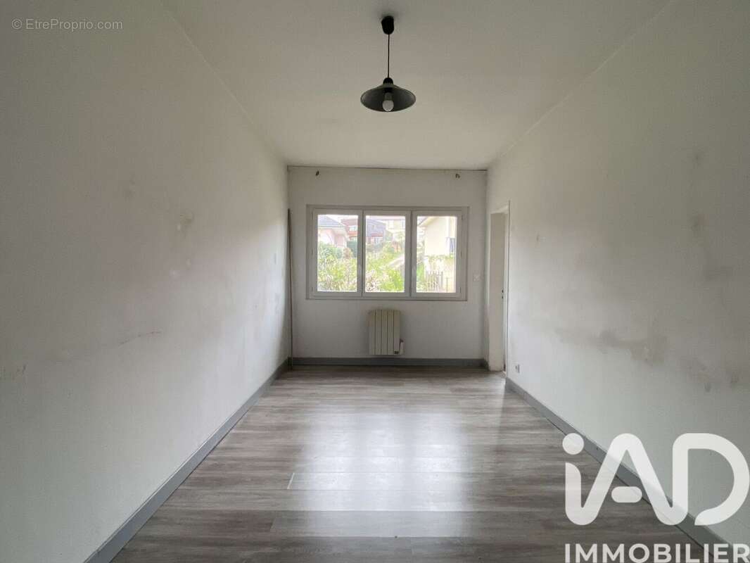 Photo 7 - Maison à MONTLUCON