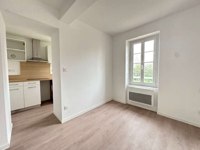 Appartement à DREMIL-LAFAGE