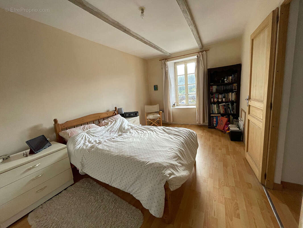 Maison à SAINT-MARTIN-DES-CHAMPS