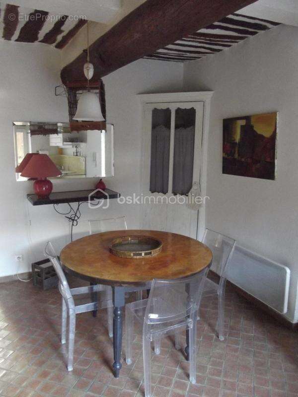 Maison à ROUSSILLON