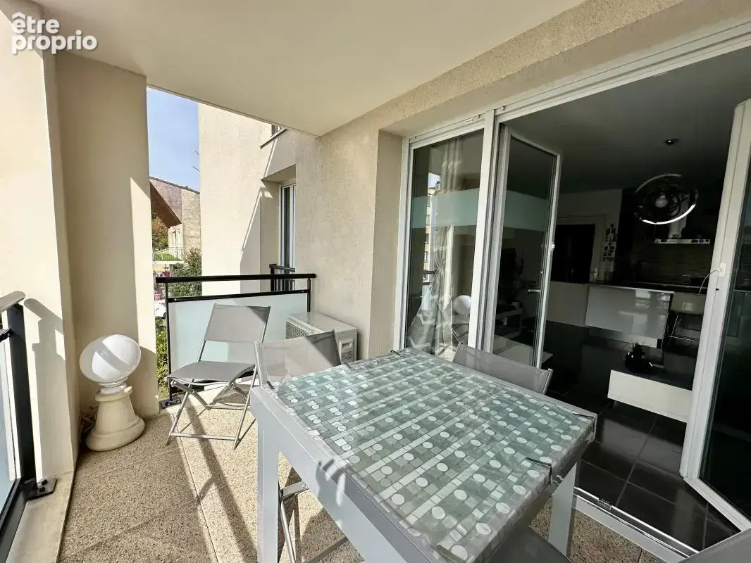 Appartement T3 Lumineux avec Terrasse & Garage – Saint-Priest (Le Village) - photo 10