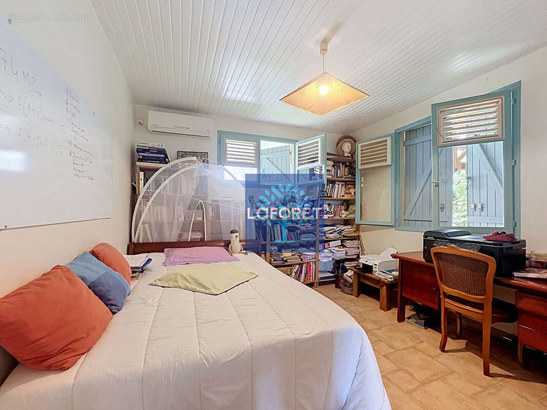 A vendre : Maison T5 à Acajou au Lamentin - photo 13