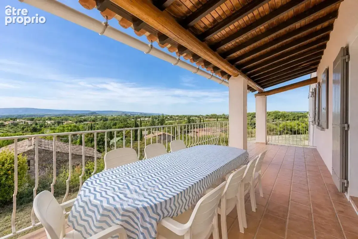 Maison à SAINT-SATURNIN-LES-APT