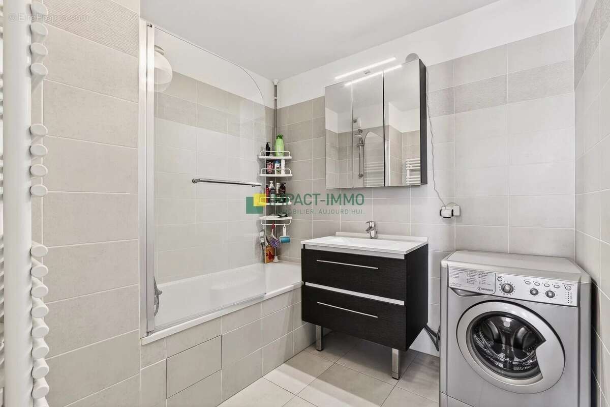 Appartement à BOIS-COLOMBES