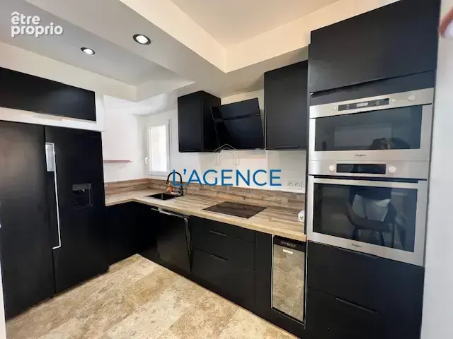 La Moutonne grand t2 moderne avec jardin,piscine et jacuzzi - photo 5
