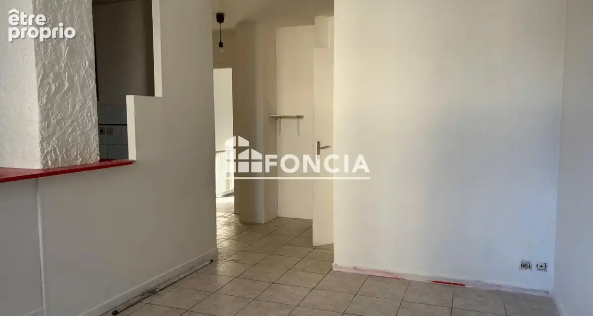 Grenoble "le tourville" a vendre appartement t2 43 m² - photo 3