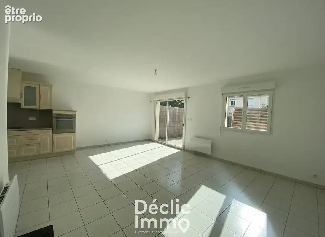 Maison mitoyenne de 92 m², 3 chambres, avec jardin clos - photo 5