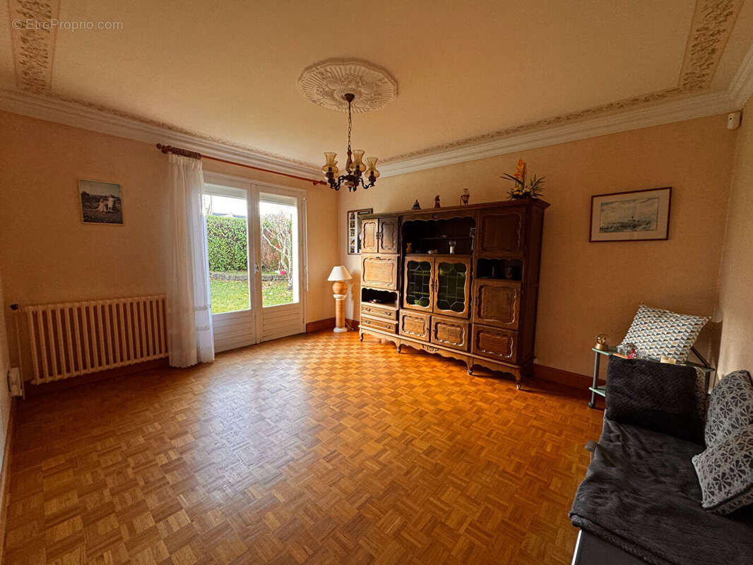 Maison à ERGUE-GABERIC