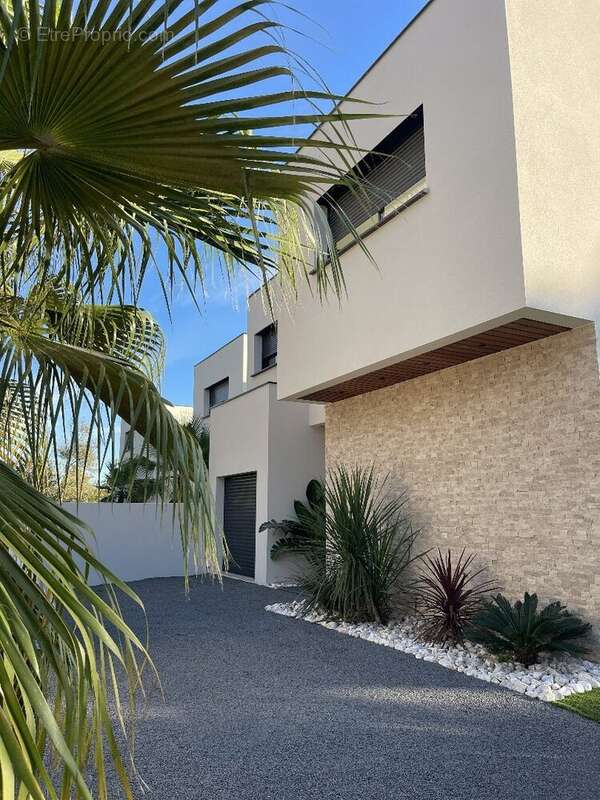 Maison à AGDE