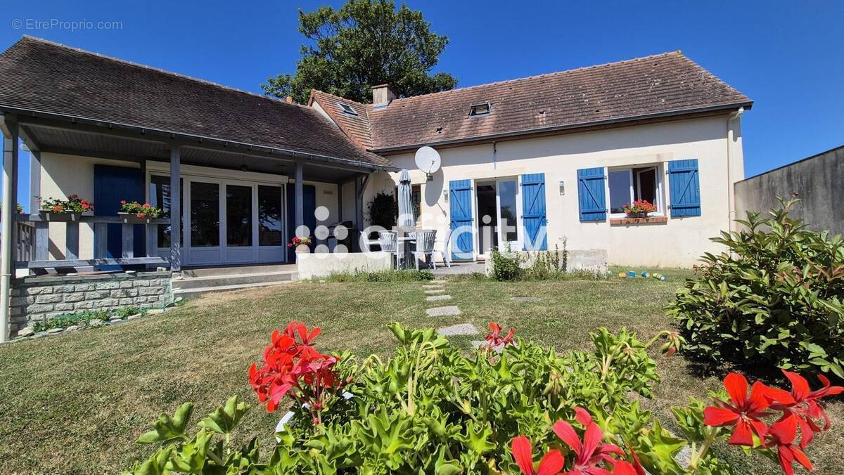 Maison à ARROMANCHES-LES-BAINS