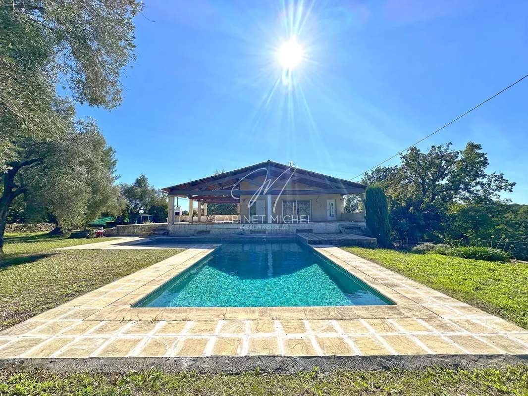 Appartement à VALBONNE