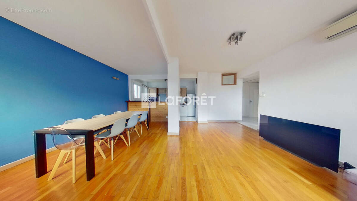 Appartement à LYON-8E
